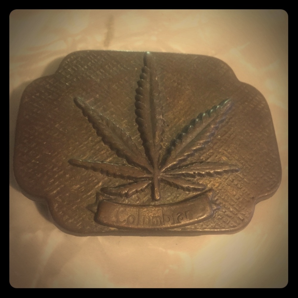 Vintage Columbia marijuana leaf belt buckle